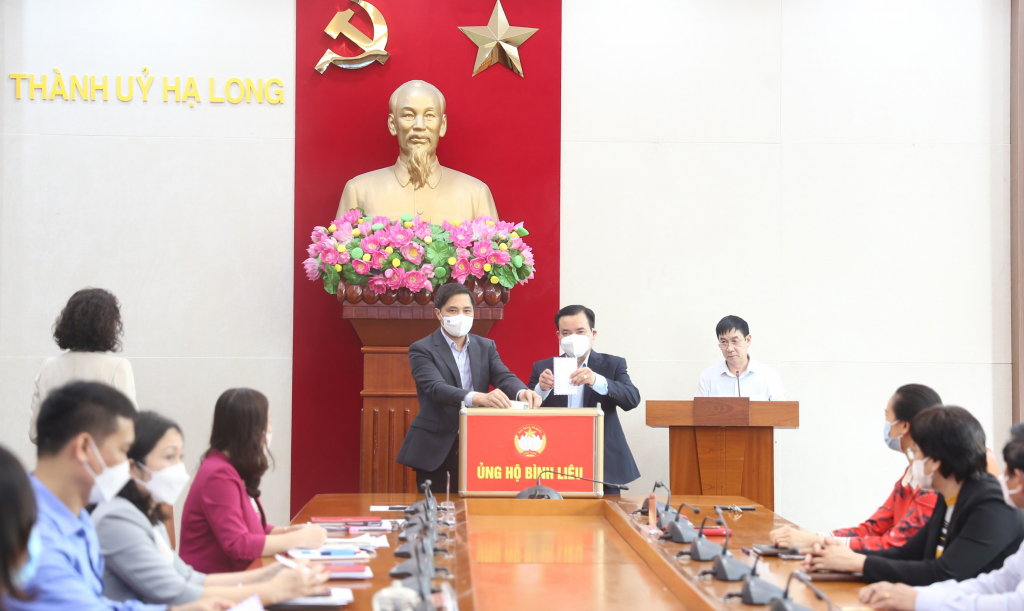 TP Hạ Long phát động ủng hộ huyện Bình Liêu xây dựng nông thôn mới năm 2022.