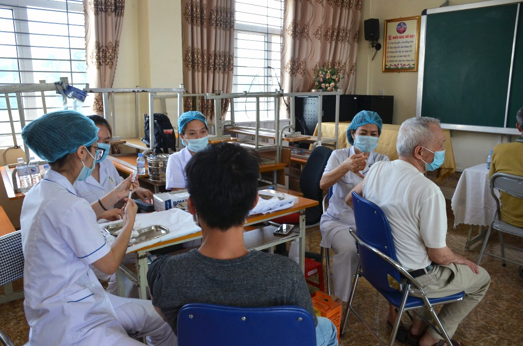 Ảnh với chú thích