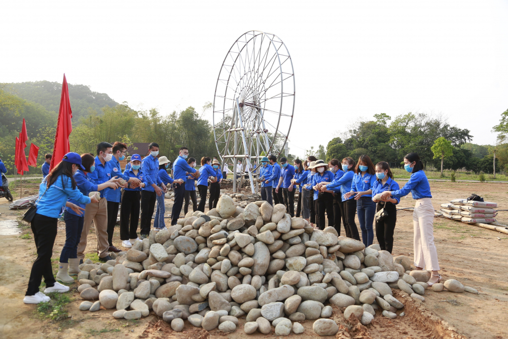 Tổ chức các phong trào, hoạt động có ý nghĩa là yếu tố góp phần giáo dục, bồi dưỡng, rèn luyện kỹ năng, phẩm chất trong ĐVTN.