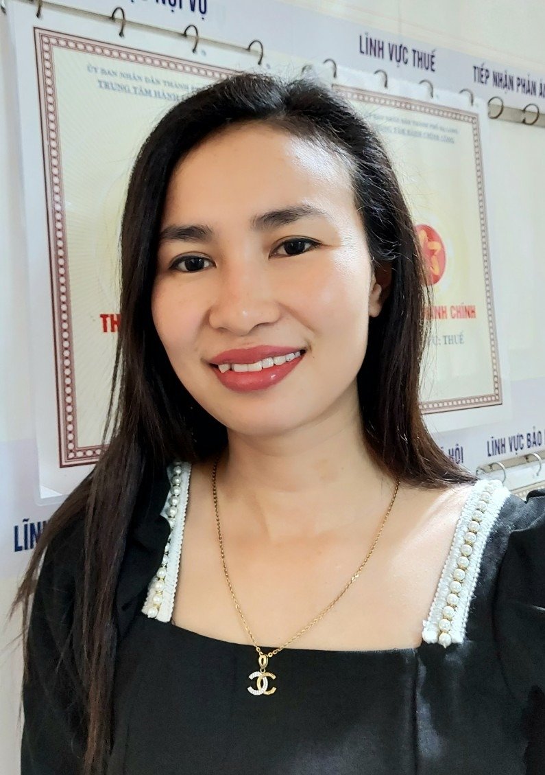 chị vân anh