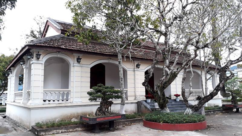 Nhà của kiểm lâm thời Pháp, nay là nhà khách Huyện uỷ Ba Chẽ.