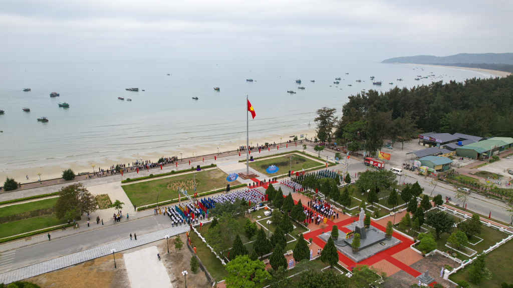 Di tích quốc gia đặc biệt Khu di tích lưu niệm Chủ tịch Hồ Chí Minh trên đảo Cô Tô.