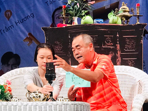 Sân khấu chạy đua công nghệ số - Ảnh 1. Sân khấu chạy đua công nghệ số - Ảnh 1.