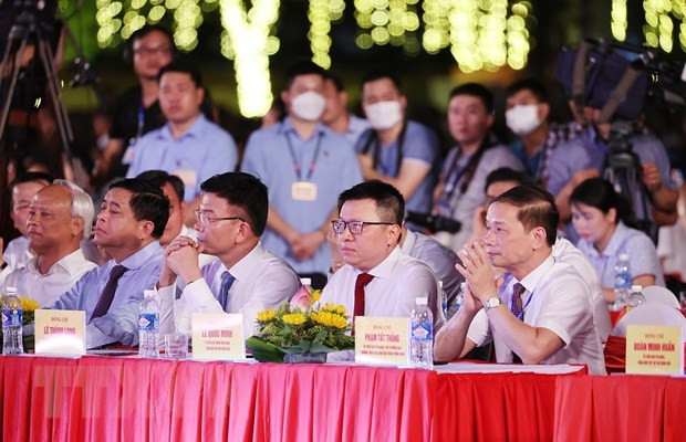 Thủ tướng: Nhớ về “tình sâu, nghĩa nặng” của Bác Hồ với Hà Tĩnh hình ảnh 2 Thu tuong: Nho ve “tinh sau, nghia nang” cua Bac Ho voi Ha Tinh hinh anh 2