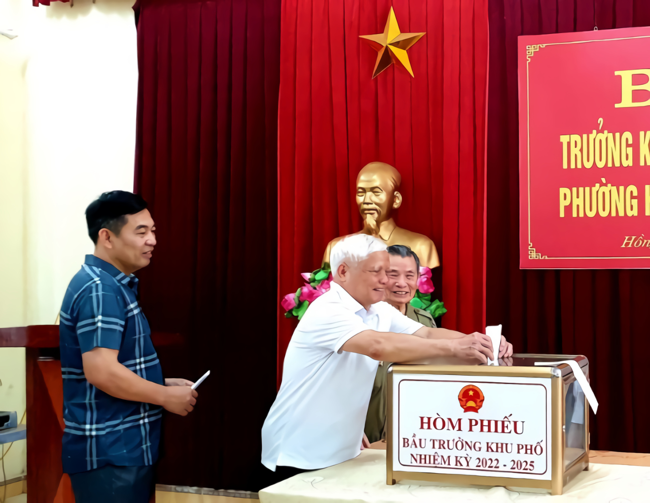 Ảnh với chú thích