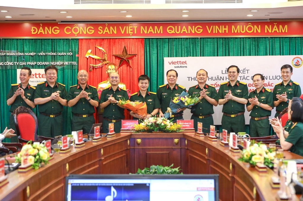Tổng công ty Giải pháp Doanh nghiệp Viettel là đối tác chiến lược trong mục tiêu chuyển đổi số năm 2022 cũng như lộ trình chuyển đổi số 5 năm tiếp theo của Tổng công ty Đông Bắc.