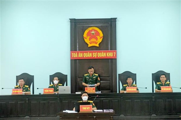 Vụ buôn lậu xăng: Hai cựu Thiếu tướng Cảnh sát biển lãnh 27 năm tù hình ảnh 1 Vu buon lau xang: Hai cuu Thieu tuong Canh sat bien lanh 27 nam tu hinh anh 1