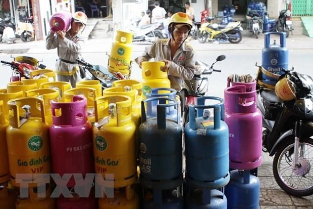 Giá bán lẻ gas trong tháng Tám giảm tháng thứ tư liên tiếp hình ảnh 1 Gia ban le gas trong thang Tam giam thang thu tu lien tiep hinh anh 1