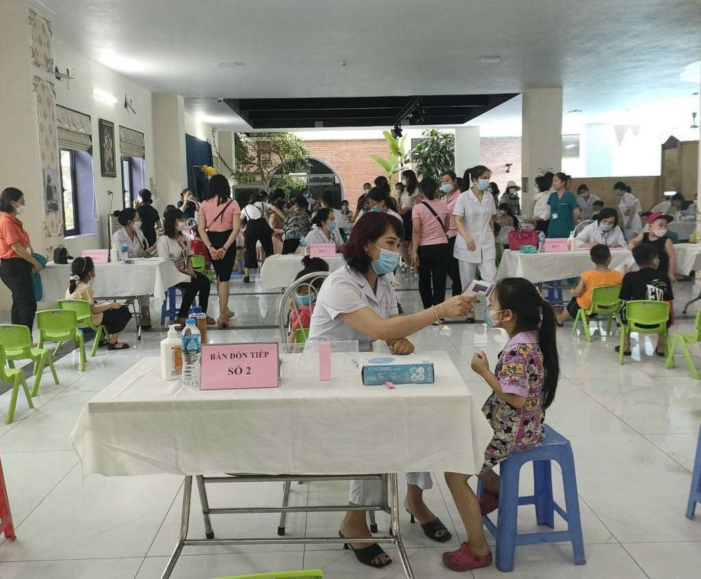 Các địa phương quyết tâm cao không để dịch chồng dịch.