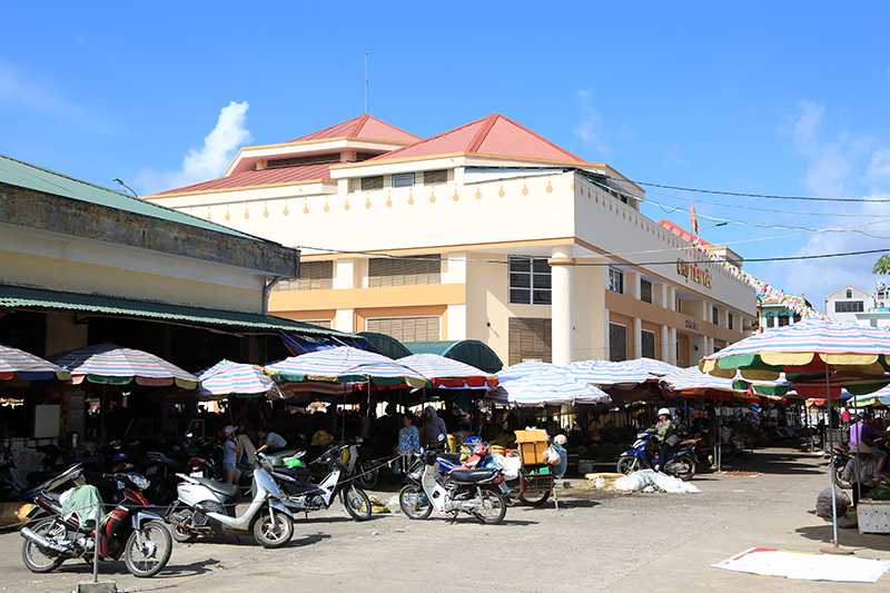 Với phương thức đầu tư công, quản trị tư chợ tiên yên đã phát huy được hiệu quả mô hình chợ truyền thống và được công nhận là một trong 4 điểm du lịch Tiên yên