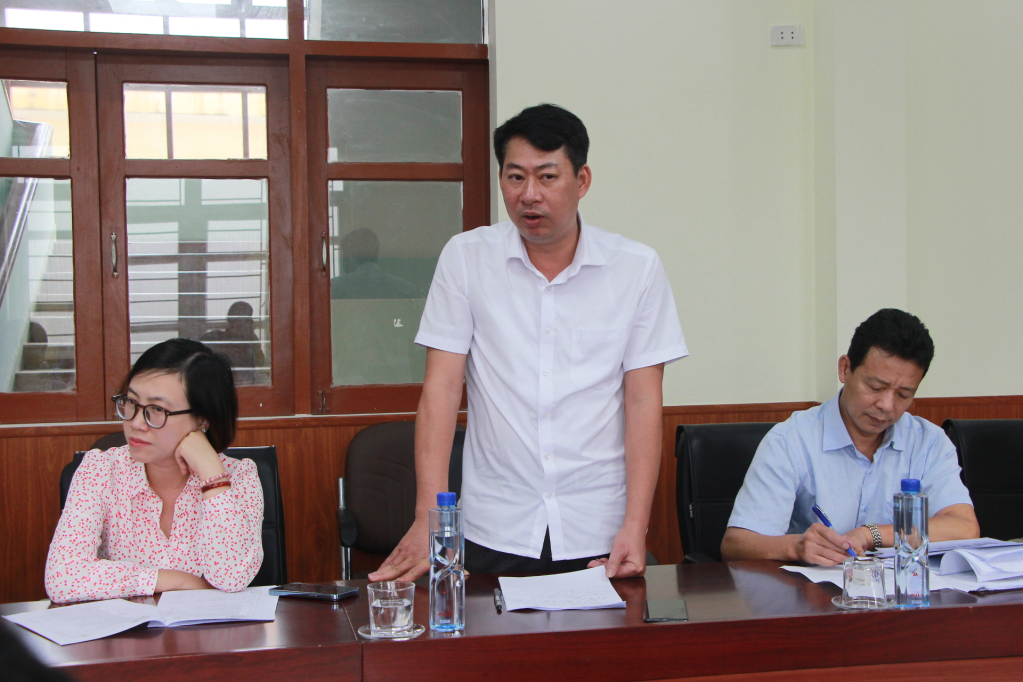 Đại diện Ban điều phối NTM tỉnh phát biểu tại buổi làm việc.