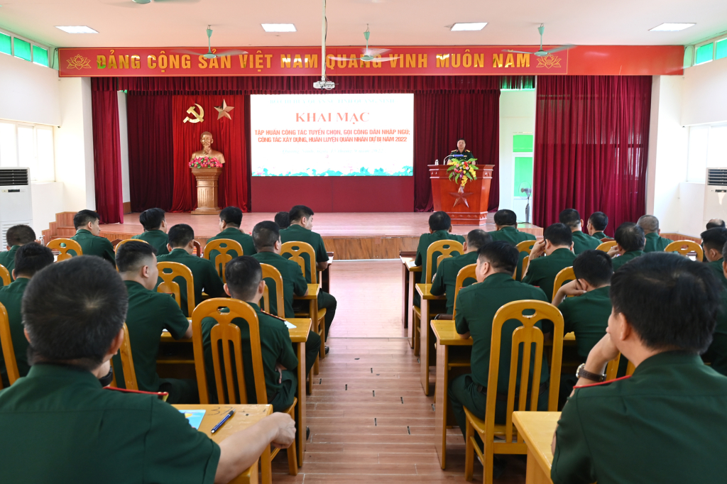 Quang cảnh khai mạc tập huấn.