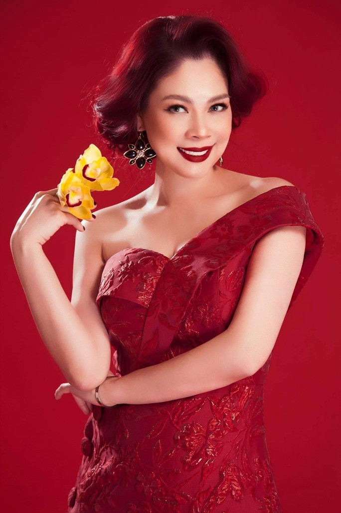 Thanh Thảo lên tiếng về tin đồn sống chật vật tại Mỹ, muốn về quê cũng không thể - Ảnh 1. Thanh Thảo lên tiếng về tin đồn sống chật vật tại Mỹ, muốn về quê cũng không thể - Ảnh 1.