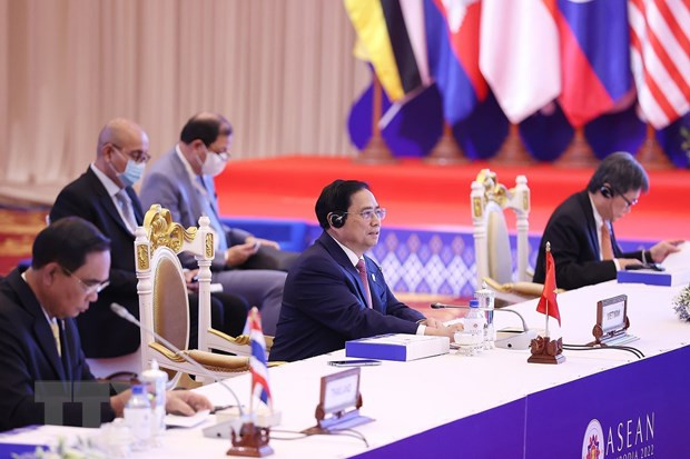 Hội nghị Cấp cao ASEAN: Vì một Cộng đồng ASEAN đoàn kết và tự cường hình ảnh 2 Hoi nghi Cap cao ASEAN: Vi mot Cong dong ASEAN doan ket va tu cuong hinh anh 2