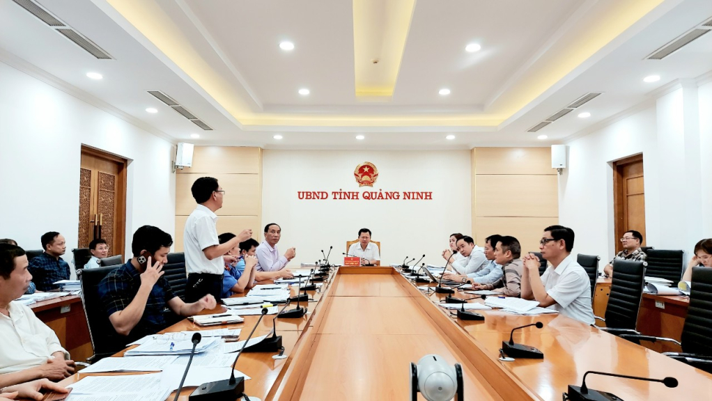 Hội đồng tư vấn giải quyết khiếu nại, tố cáo, kiến nghị tỉnh họp thống nhất kiến nghị giải quyết một số vụ việc khiếu nại của công dân trên địa bàn.