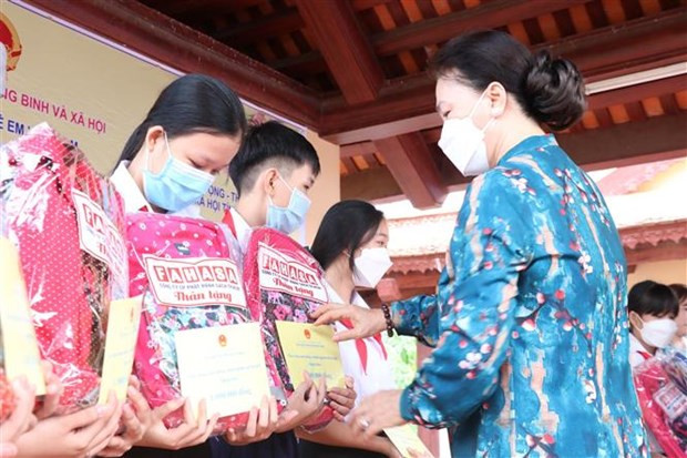 Chỉ thị của Ban Bí thư về việc tổ chức Tết Quý Mão năm 2023 hình ảnh 1 Chi thi cua Ban Bi thu ve viec to chuc Tet Quy Mao nam 2023 hinh anh 1