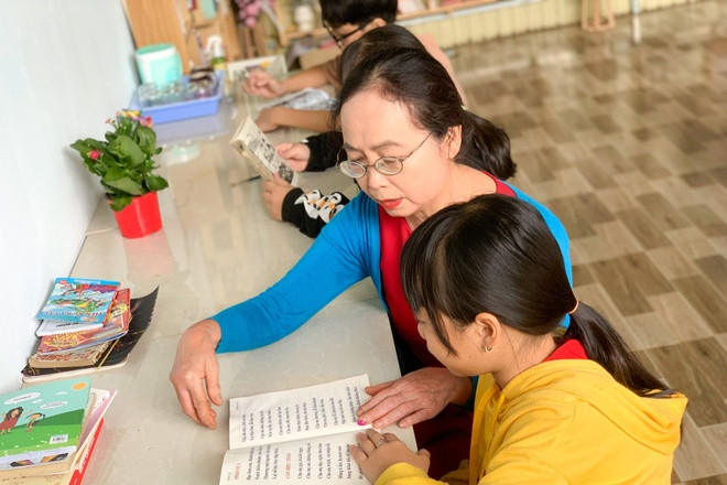 Đọc sách tạo thêm nhiều năng lượng sống - Ảnh 1. Đọc sách tạo thêm nhiều năng lượng sống - Ảnh 1.