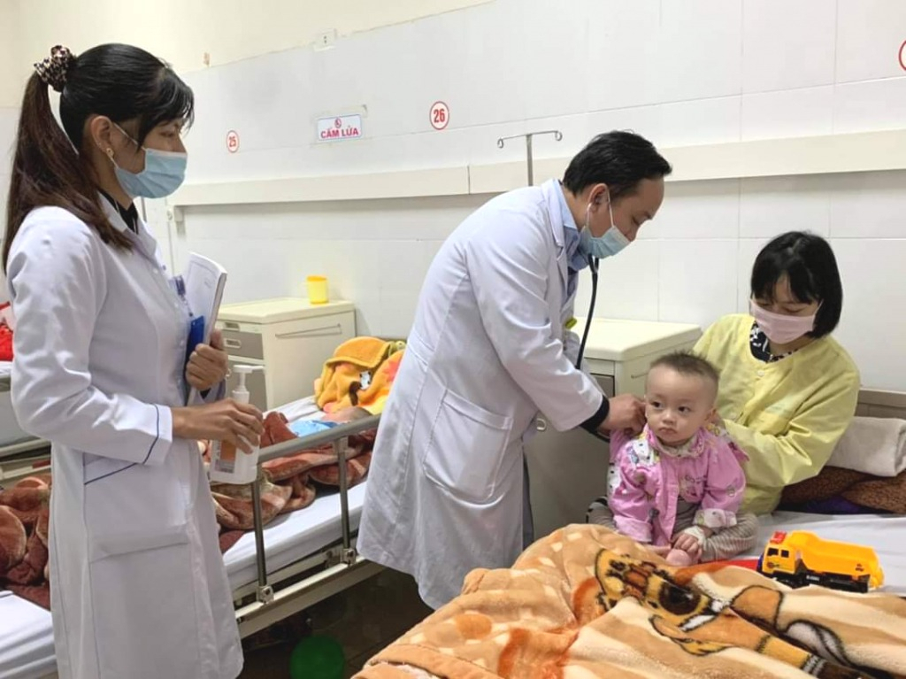 Mùa đông là thời điểm trẻ dễ mắc bệnh.