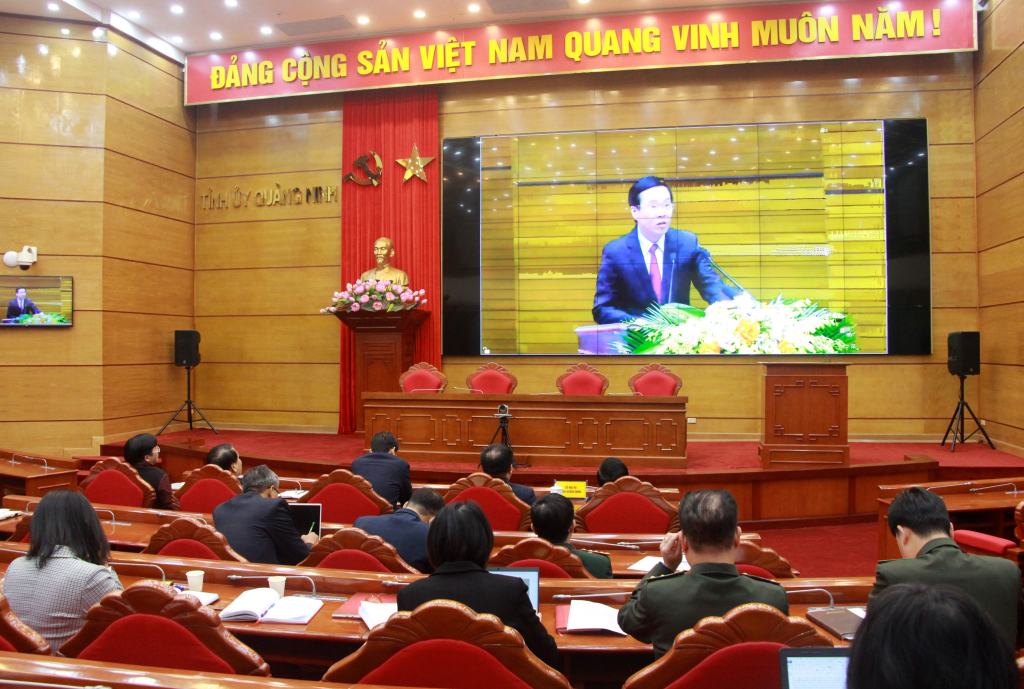 Đồng chí Võ Văn Thưởng, Ủy viên Bộ Chính trị, Thường trực Ban Bí thư phát biểu chỉ đạo tại hội nghị.